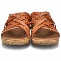 Beverlee Hot Spring Women