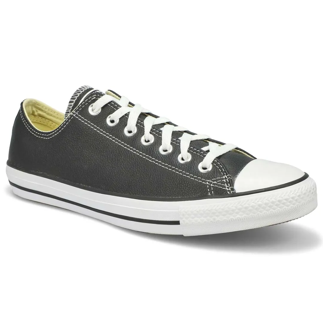 Chuck Taylor All Star Classic Leather Men