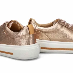 Hollyhock Walk Women