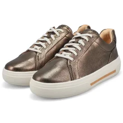 Hollyhock Walk Women