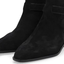 Norella Women