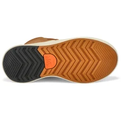 Out N About IV Classic Women