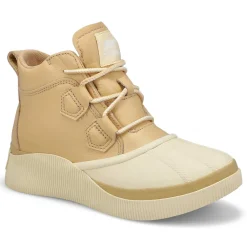 Out 'N About IV Classic Women